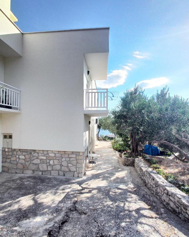 Appartamento Casa del Olivo Tučepi Esterno foto
